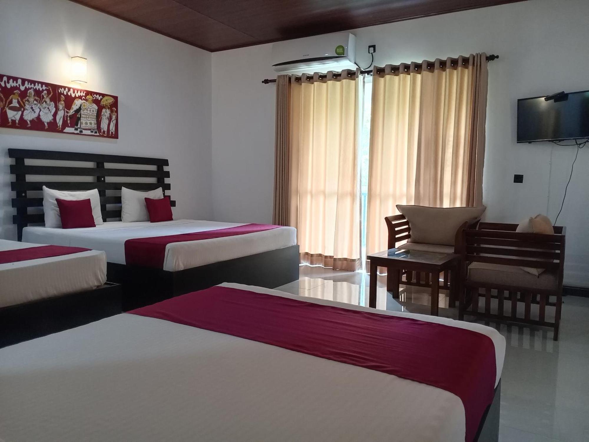 Pivisuma Lodge Dambulla Exteriör bild